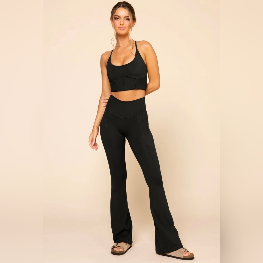 Popflex Supersculpt™ Flared Legging with Pockets - Black (XS, 29" inseam)